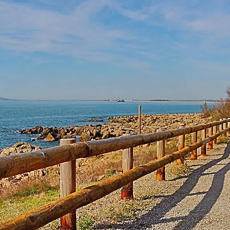 2 Pieces Avec Terrasse 16m² Et Vue - Fr-1-472a-224