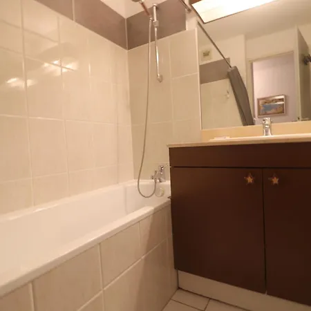 Appartement 34M² Avec Terrasse 16M², 2 Pieces Pour 4 Personnes A Sete - Fr-1-472A-224 * 세테