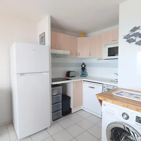 2 Pieces Avec Terrasse 16m² Et Vue - Fr-1-472a-224 * Sète